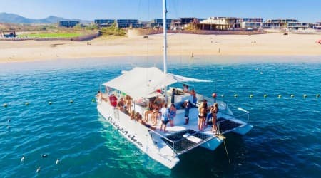 Snorkel Private Tour in Big Mike Seadventures Trimarán 