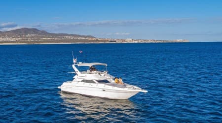 Luxury 45 ft Yacht in Cabo, Private Tour, all-inclusive - Ocean