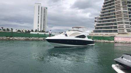 VIP YACHT 