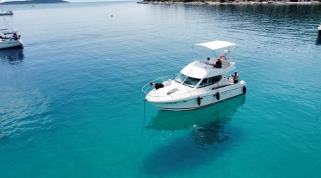 Luxury mini yacht