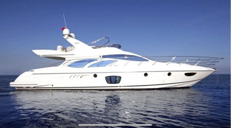 Yatch rental Azimut 62