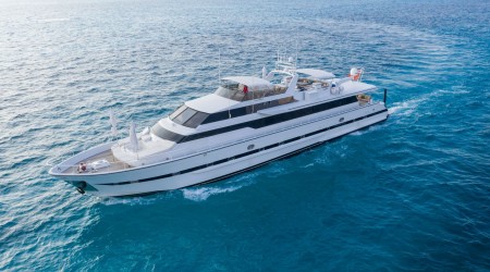 MEGAYACHT  ILLUSION 110 FT