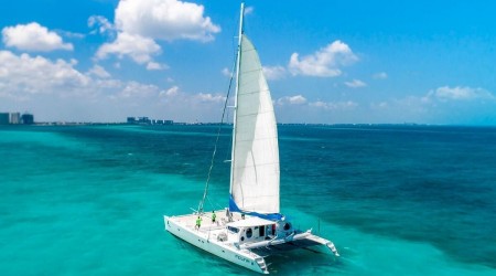 INDUNA CATAMARAN 68 FT