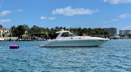 45' Private Yacht Rent for Birthday, Bachelorette party in Miami
