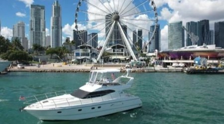 50′ Azimut Flybridge in Miami 