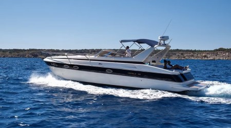 41' Ilver Mirable Motor Yacht Rental in Mellieha, Malta