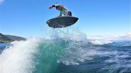 Private charter: Wakesurfing- Enjoy endless wave!!